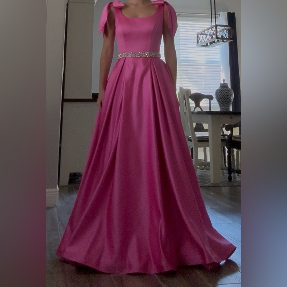 Elegant Pink Evening Gown